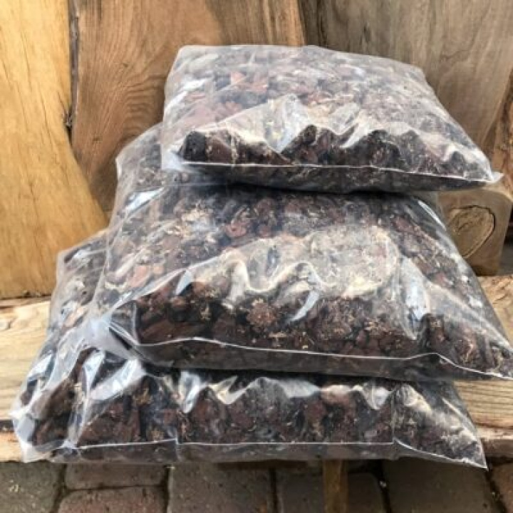 Orkidékompost mellan 2 liter i gruppen Odla & Tillbehör / Tillbehör / Näring hos Åsby Hem & Trädgård (189489)