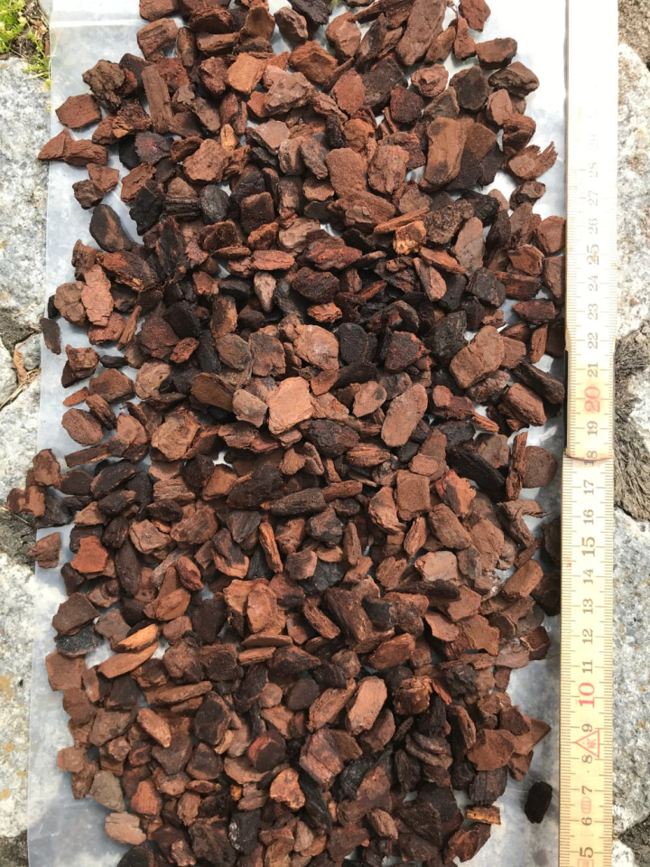 Bark Orchiata mellan 9-12 mm 2 Liter i gruppen Odla & Tillbehör / Jord & Substrat hos Åsby Hem & Trädgård (192903)