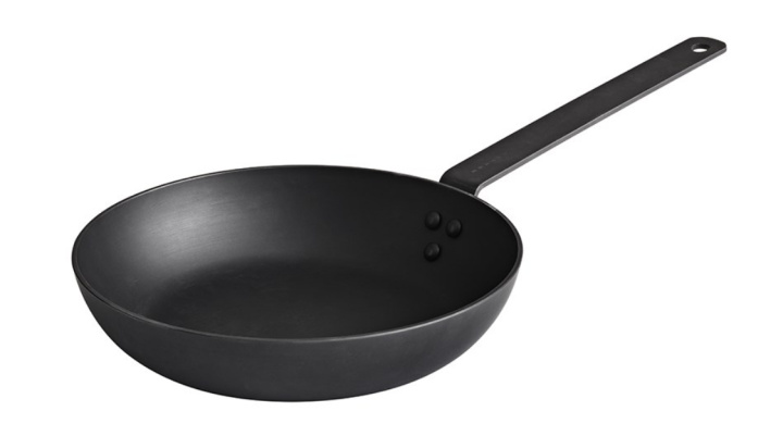 Stekpanna Satake Kolstål 24 cm i gruppen Inredning / Kök / Köksredskap hos Åsby Hem & Trädgård (194684)