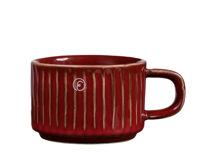 Glöggmugg röd räfflad Ø7,5cm H5cm i gruppen Inredning / Kök / Porslin hos Åsby Hem & Trädgård (199020)